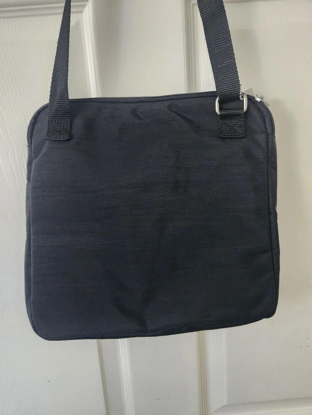 NWT Baggallini Black Compact Crossbody Organizer - Picture 4 of 10